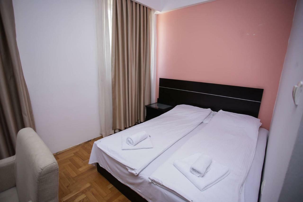 Hotel Beograd - Yu Lukavica Zewnętrze zdjęcie
